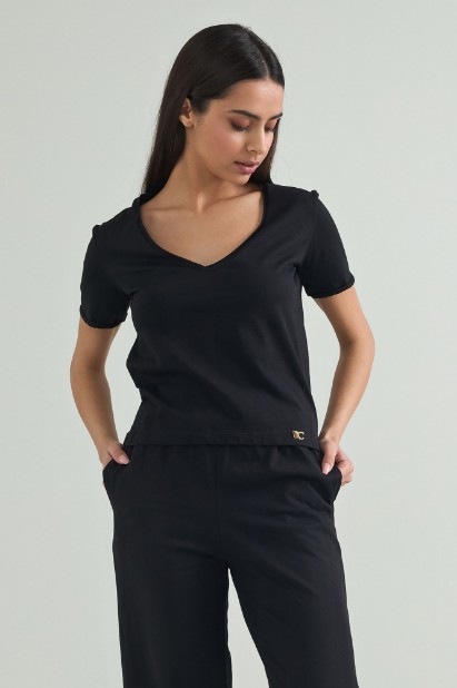 Picture of Cotton blouse with V neckline