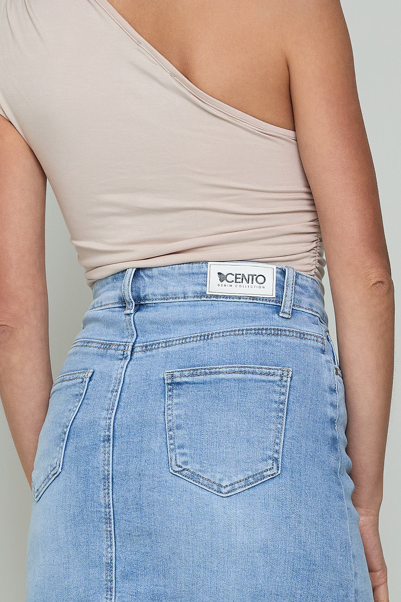 Picture of Denim skirt with split