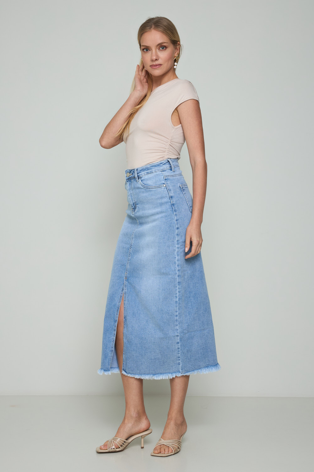 Picture of Denim skirt with split