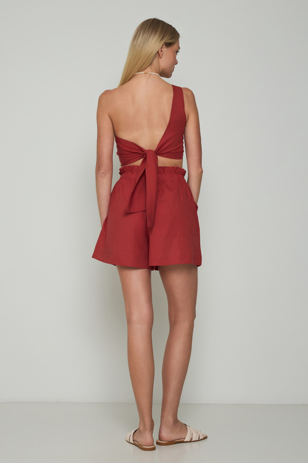 Picture of Linen shorts with waistband