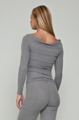 Εικόνα της Μπλούζα πλεκτή Off-Shoulder essentials