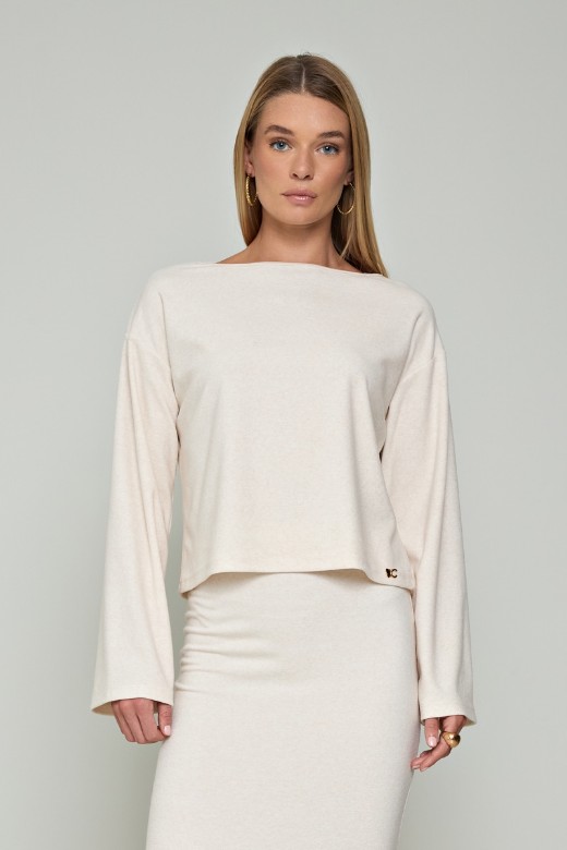 Picture of Pullover top with wide sleeves