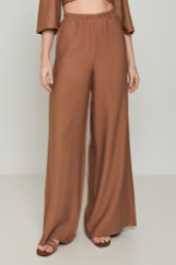 Picture of Short flared trousers with elastic