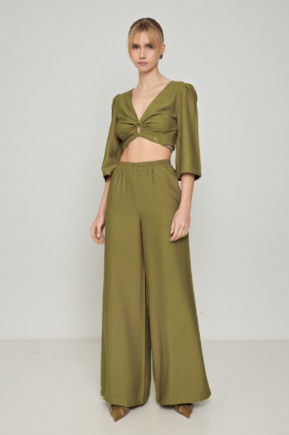 Picture of Short flared trousers with elastic