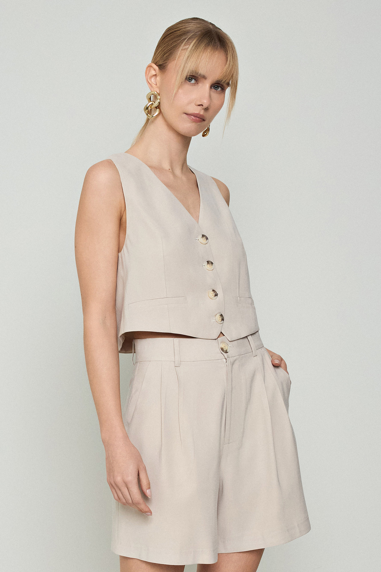 Picture of Waistcoat basic with buttons