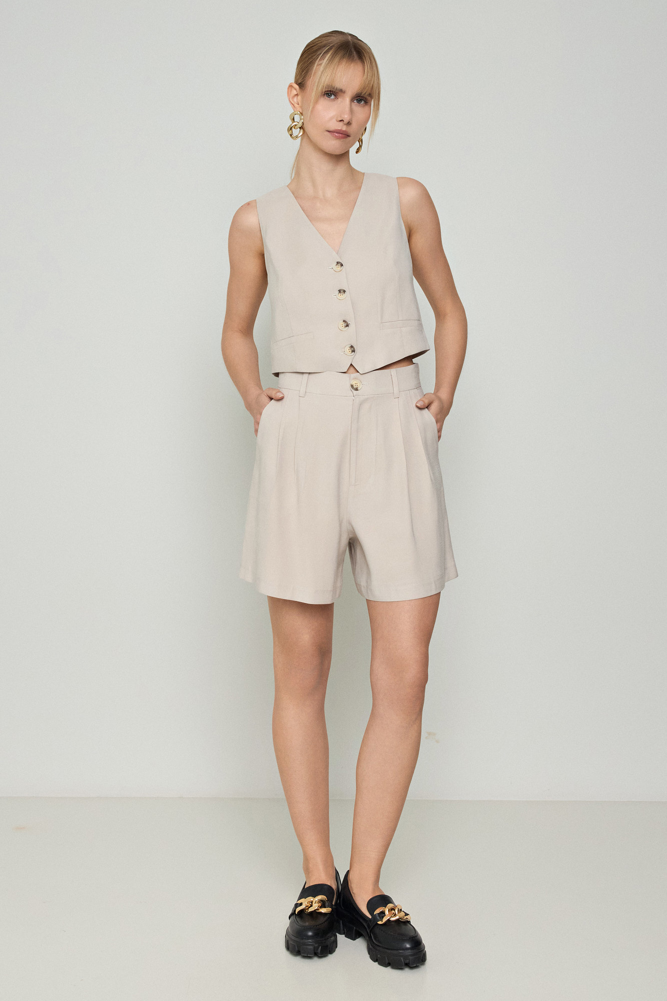 Picture of Waistcoat basic with buttons
