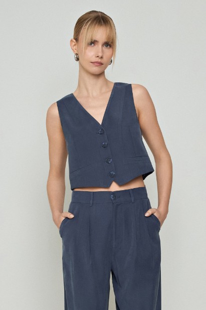 Picture of Waistcoat basic with buttons