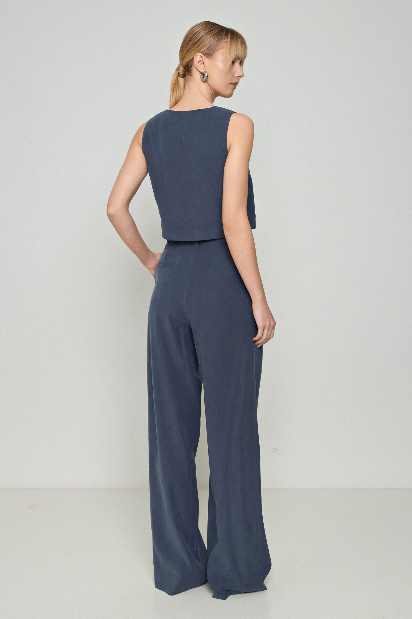 Picture of Waistcoat basic with buttons