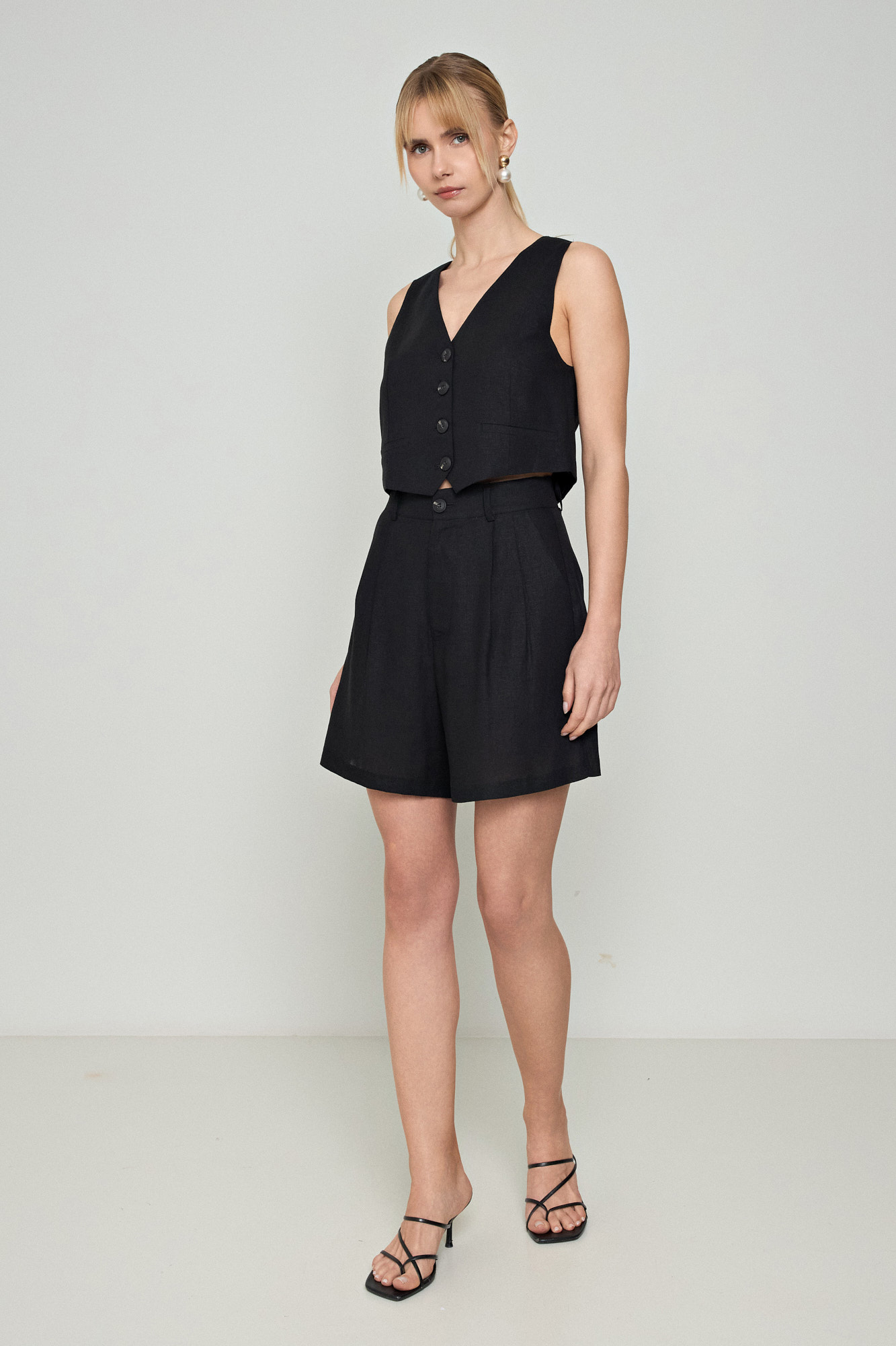 Picture of Basic linen waistcoat