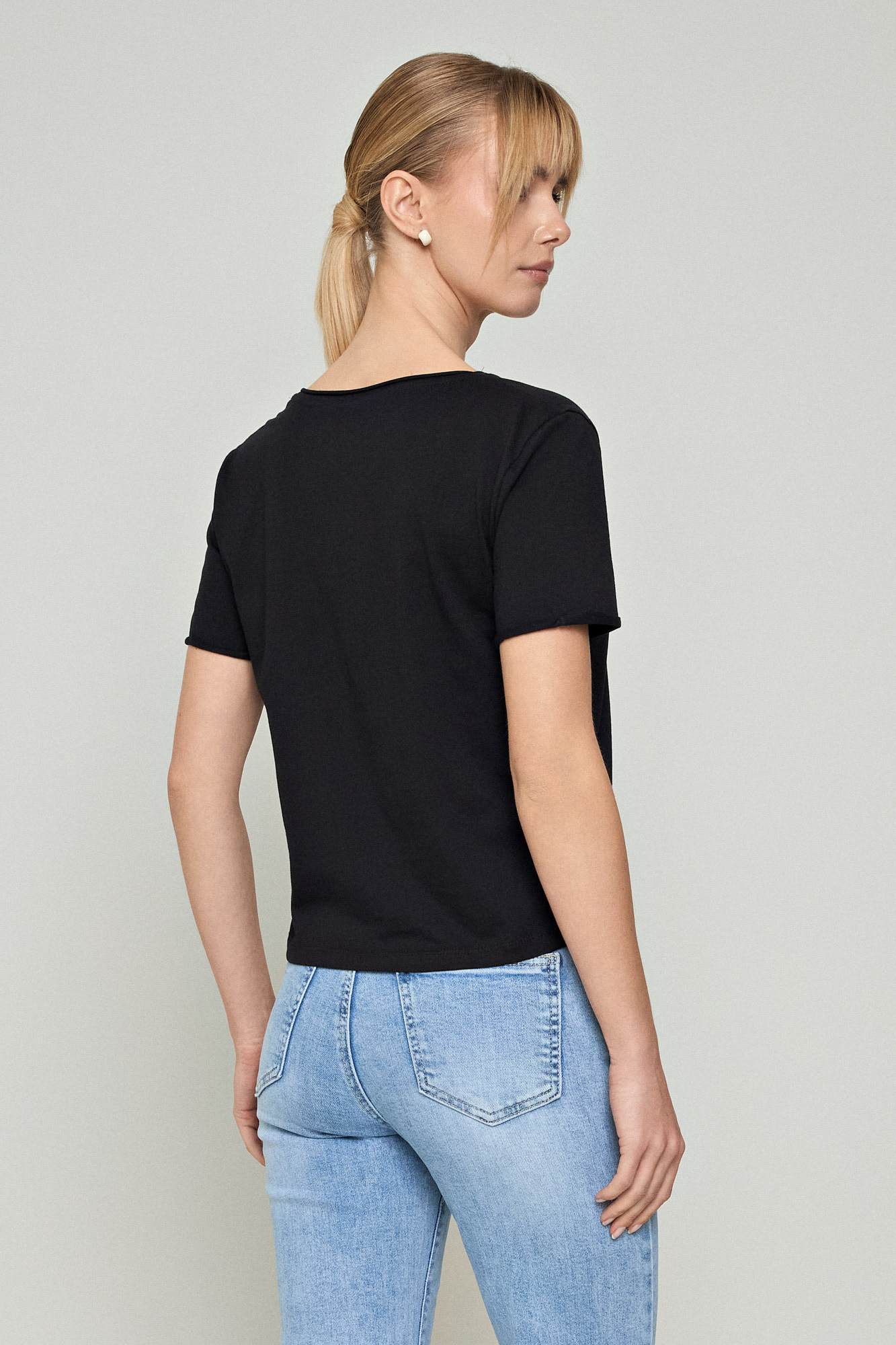 Picture of Cotton blouse with V neckline