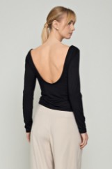 Picture of Off-Shoulder bamboo blouse