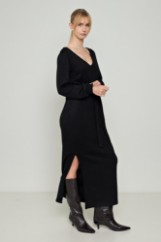 Picture of V-neck knit dress with opening
