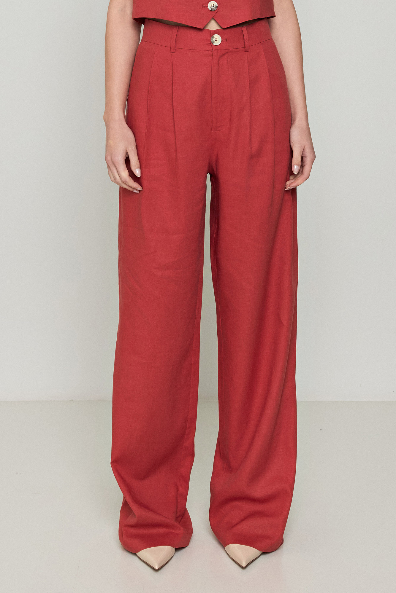 Picture of Linen trousers in a relaxed line