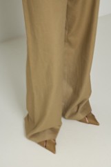 Picture of Linen trousers in a relaxed line