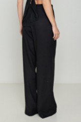Picture of Linen trousers in a relaxed line