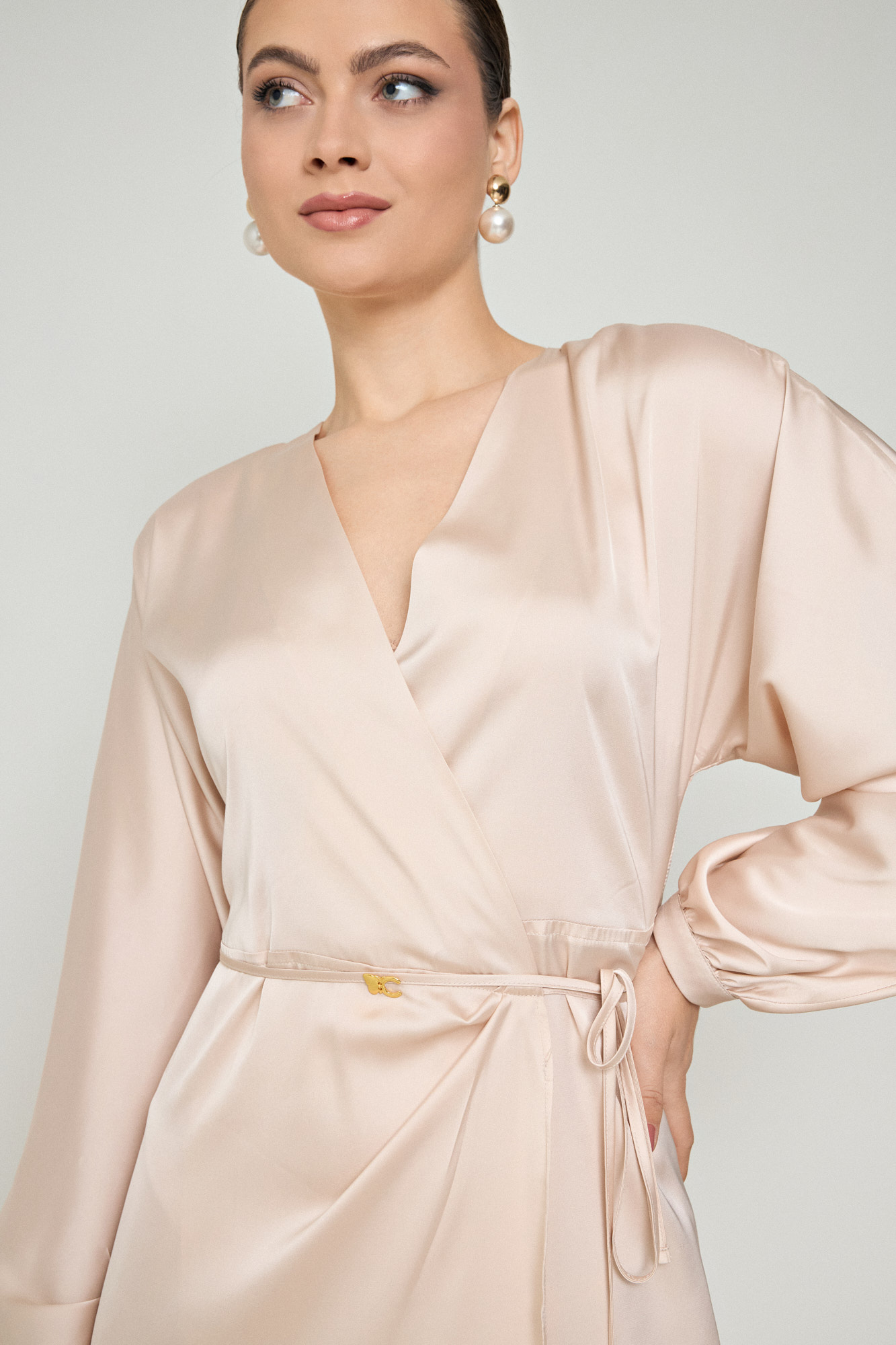 Picture of Printed wrap satin dress