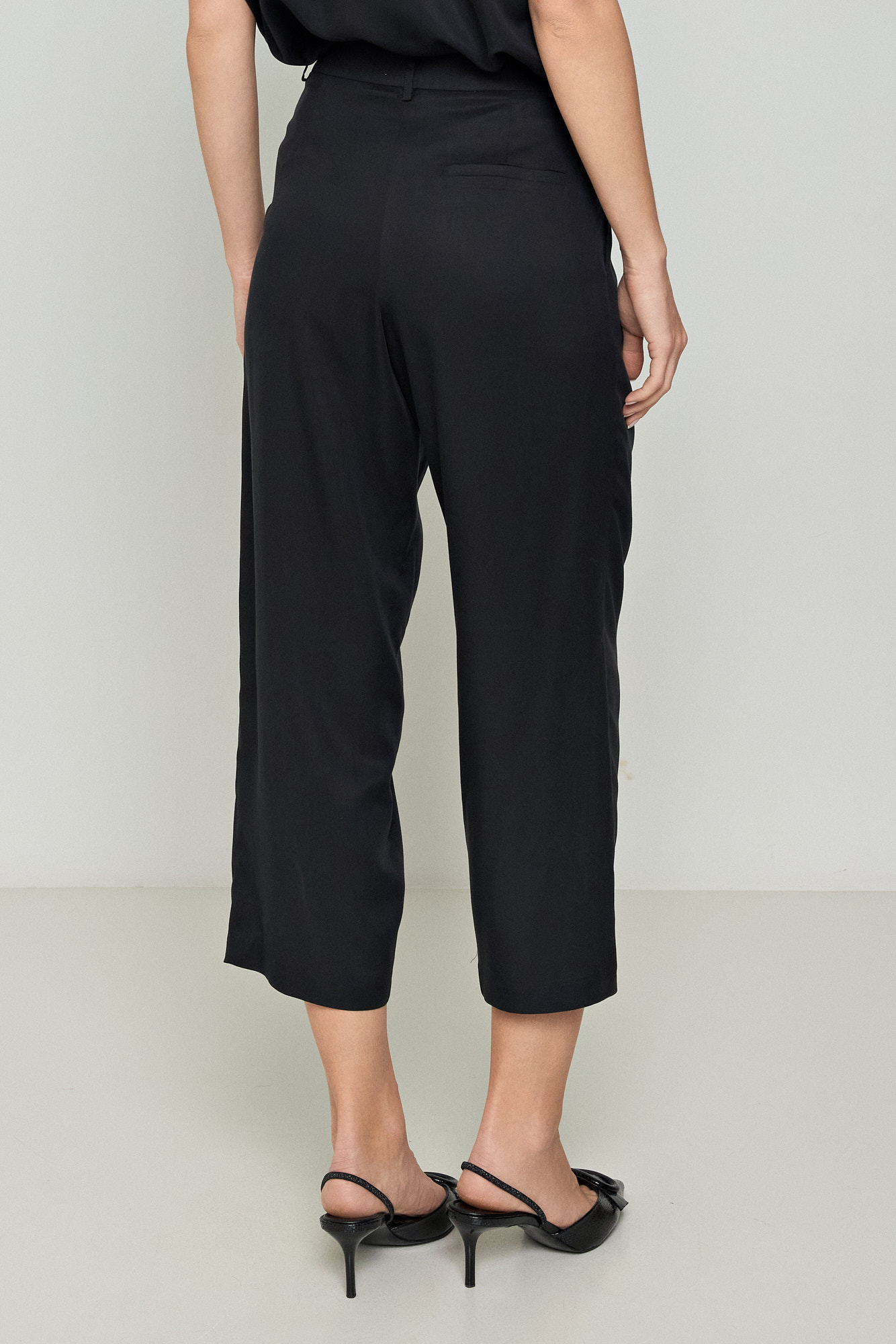 Picture of Lyocell Eco buggy pants with pleats