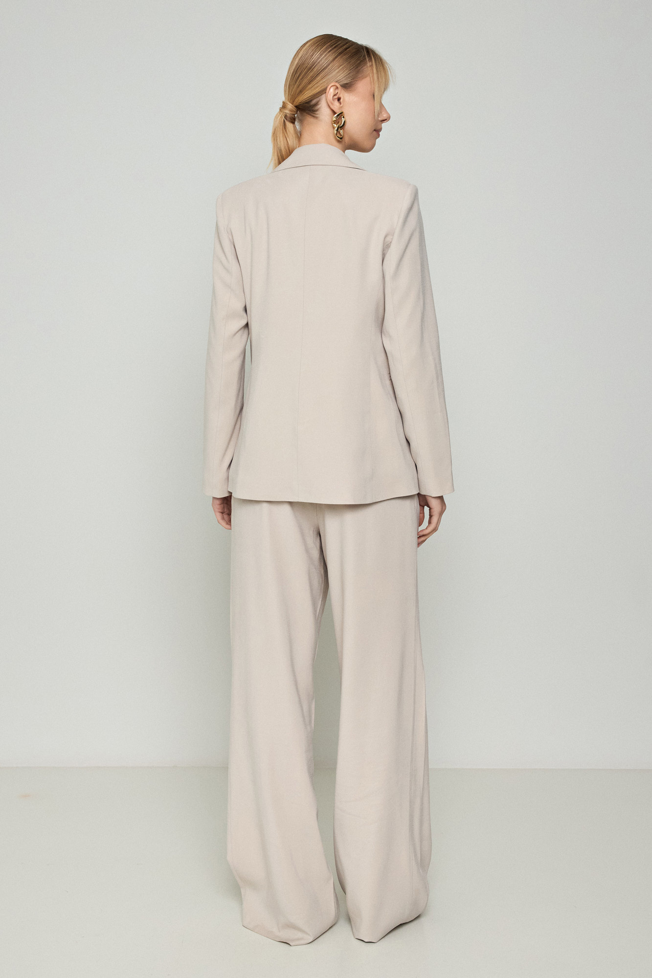 Picture of Loose-fitting fabric trousers