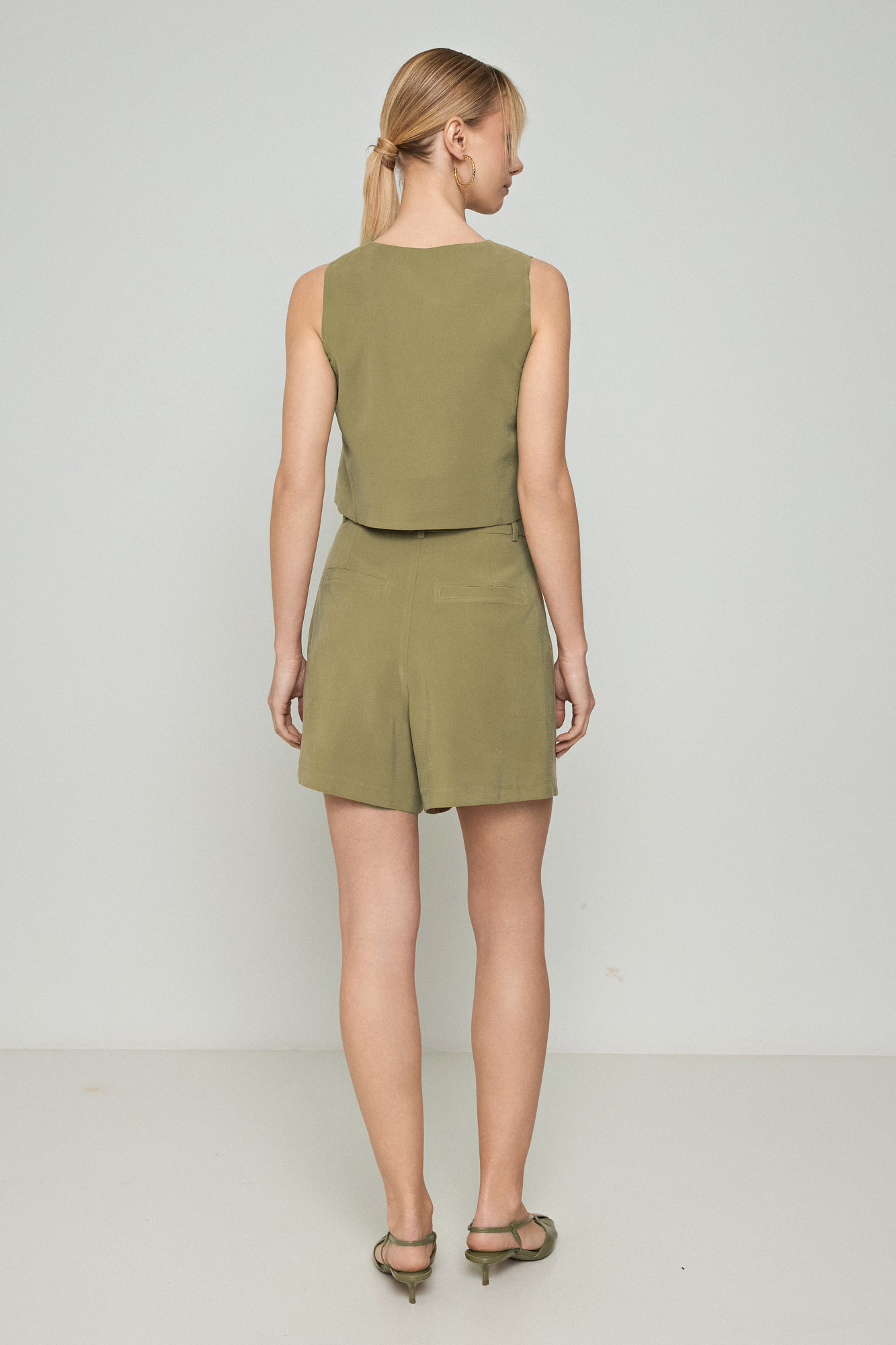 Picture of Tailored basic shorts