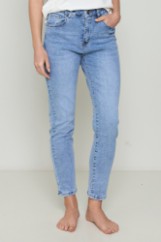 Picture of High-waisted mom fit vintage jeans