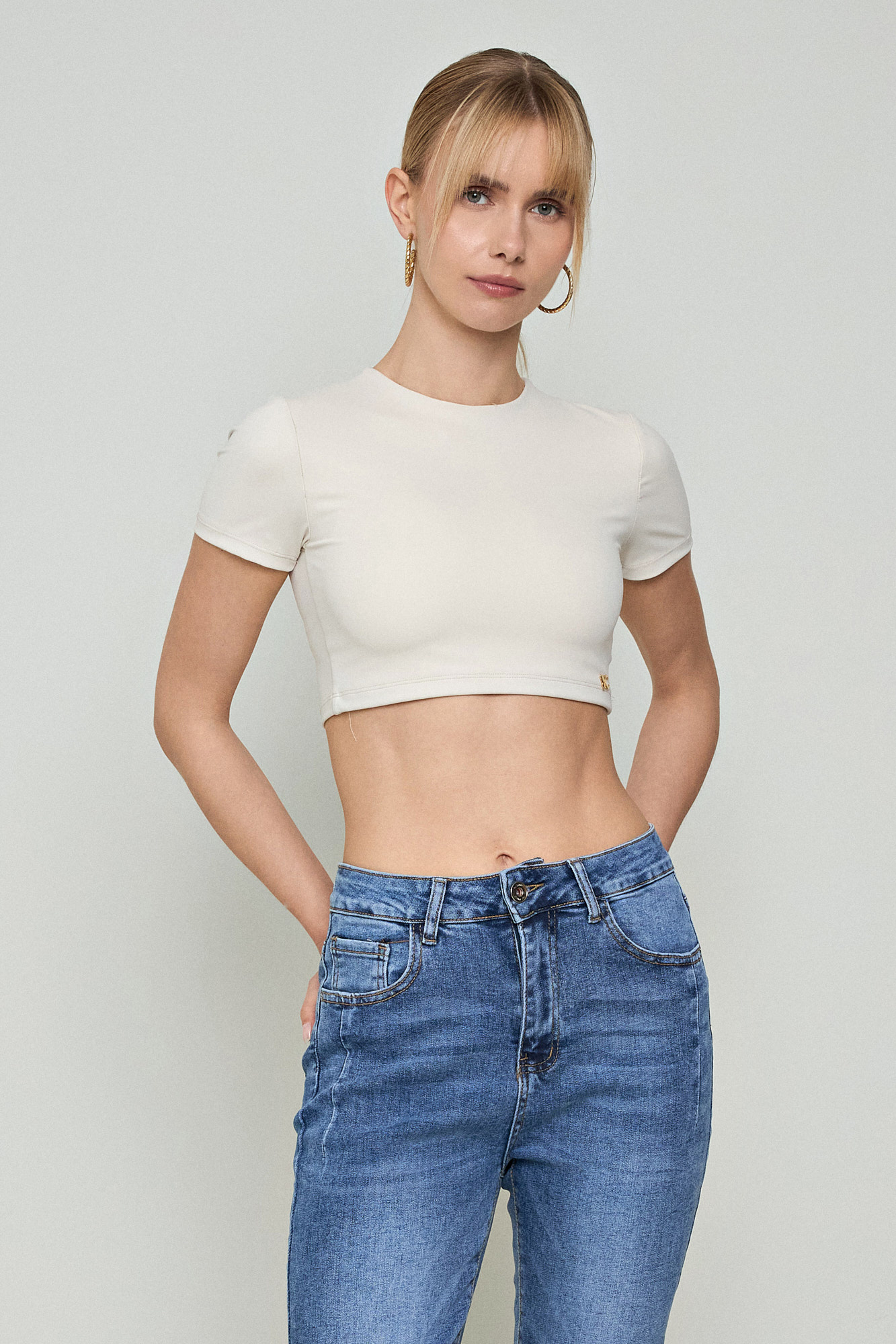 Picture of High-waisted mom fit  jeans