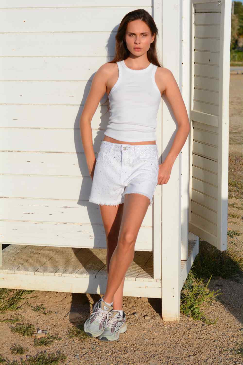 Picture of Denim shorts with rhinestones