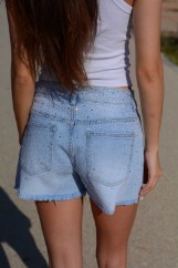 Picture of Denim shorts with rhinestones