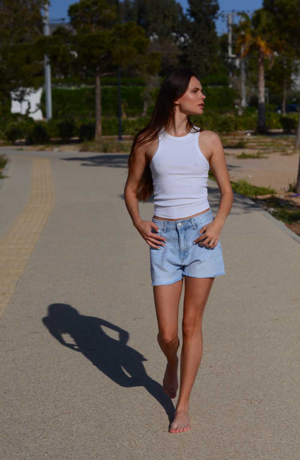 Picture of Denim shorts with rhinestones
