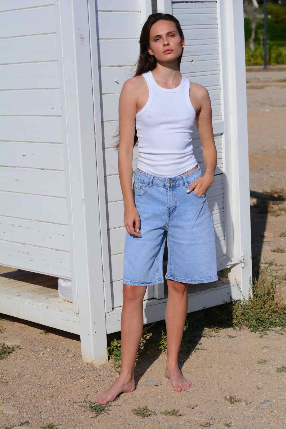 Picture of Light wash denim shorts
