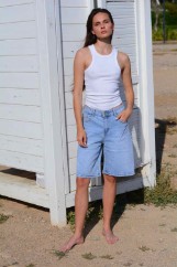 Picture of Light wash denim shorts