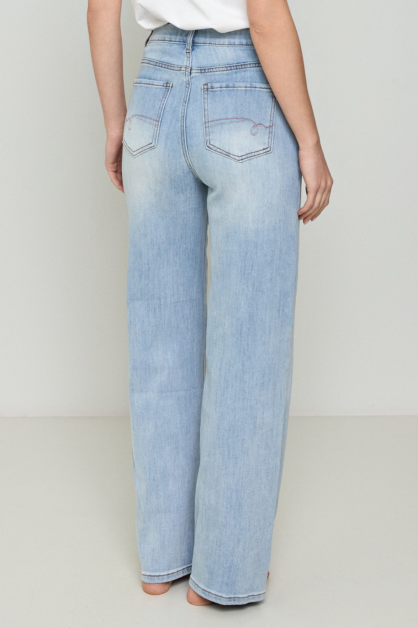 Εικόνα της Τζιν wide leg ανοιχτό χρώμα