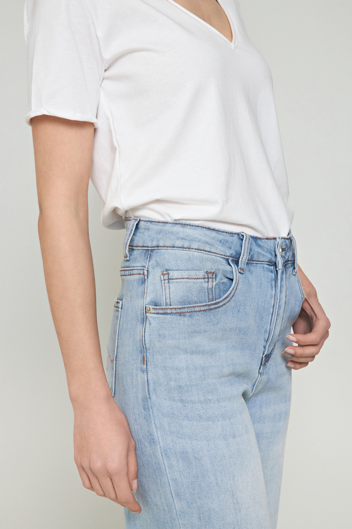 Εικόνα της Τζιν wide leg ανοιχτό χρώμα