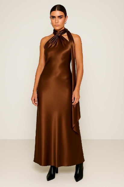 Picture of Premium satin maxi dress with tie at the neck