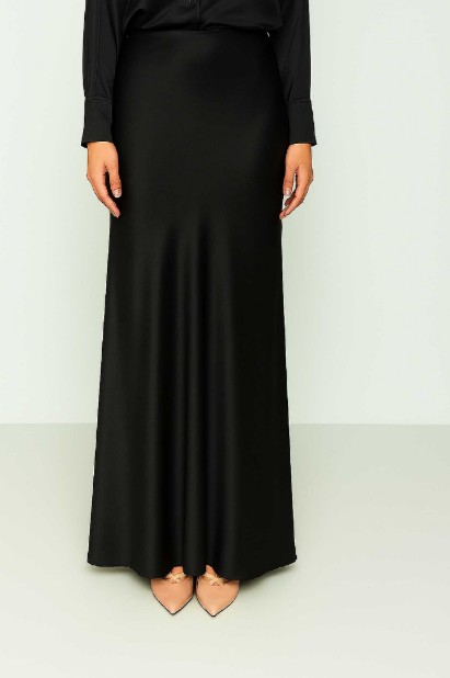 Picture of Satin maxi skirt with a slight sheen