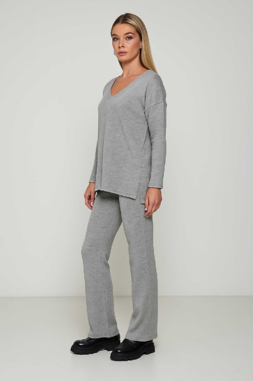 Picture of Essentials knitted V-neck top