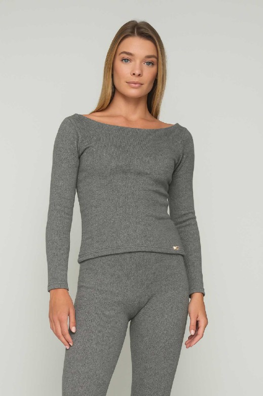 Picture of Essentians off-shoulder knitted top