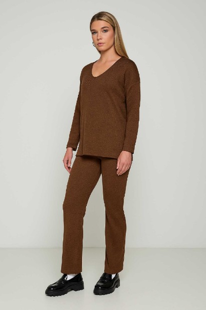 Picture of Essentialians slim knit pants