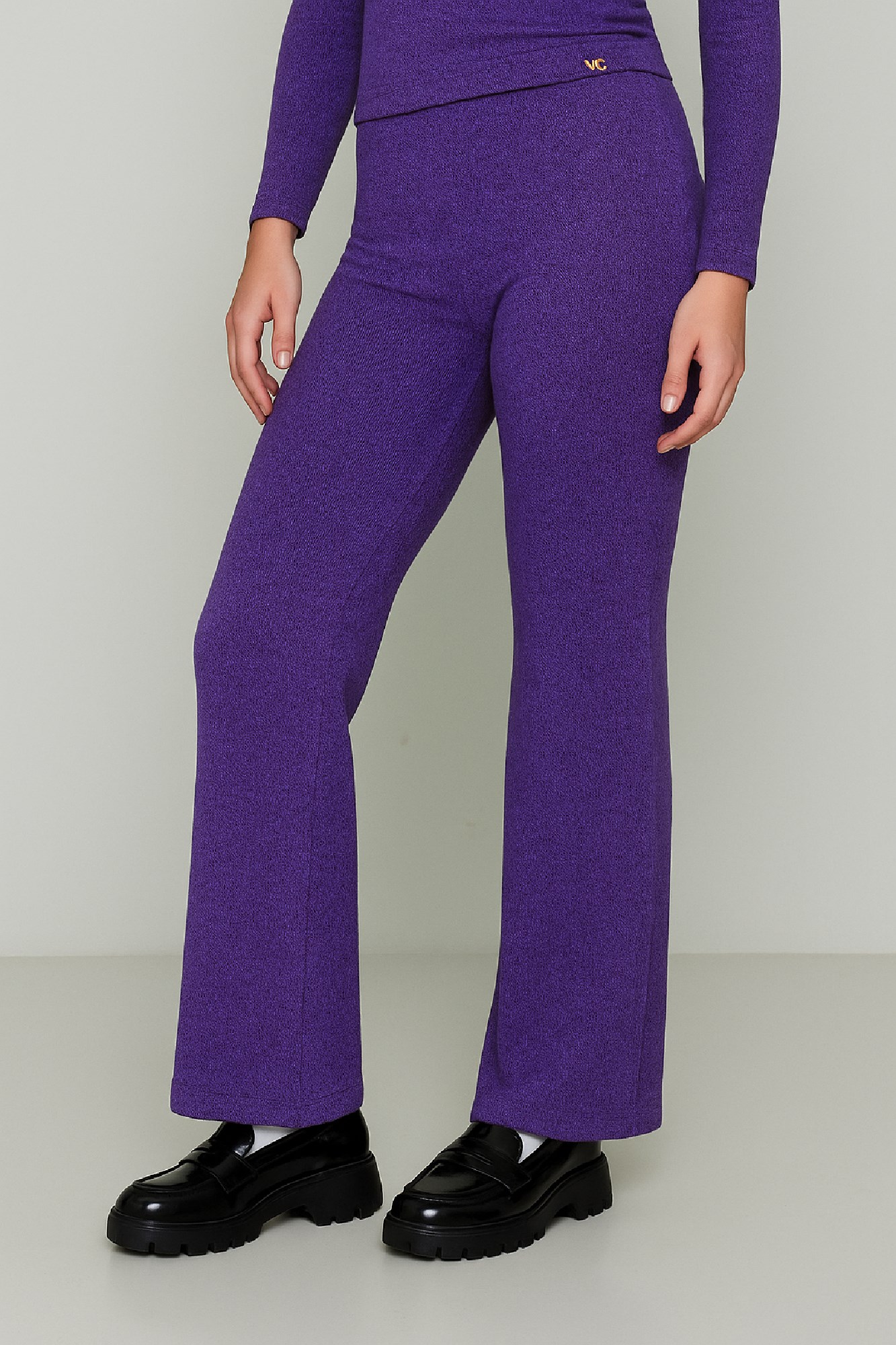 Picture of Essentialians slim knit pants