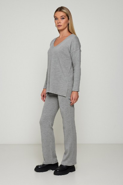 Picture of Essentialians slim knit pants