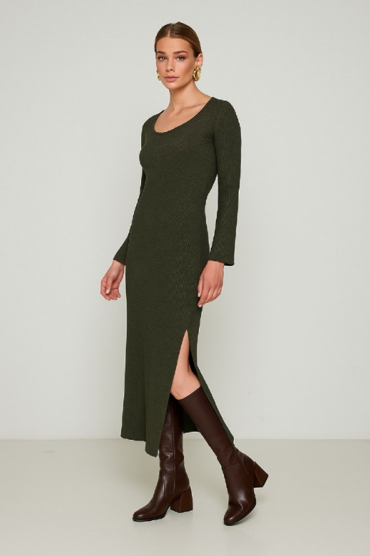 Picture of Essentialians slim knit pants