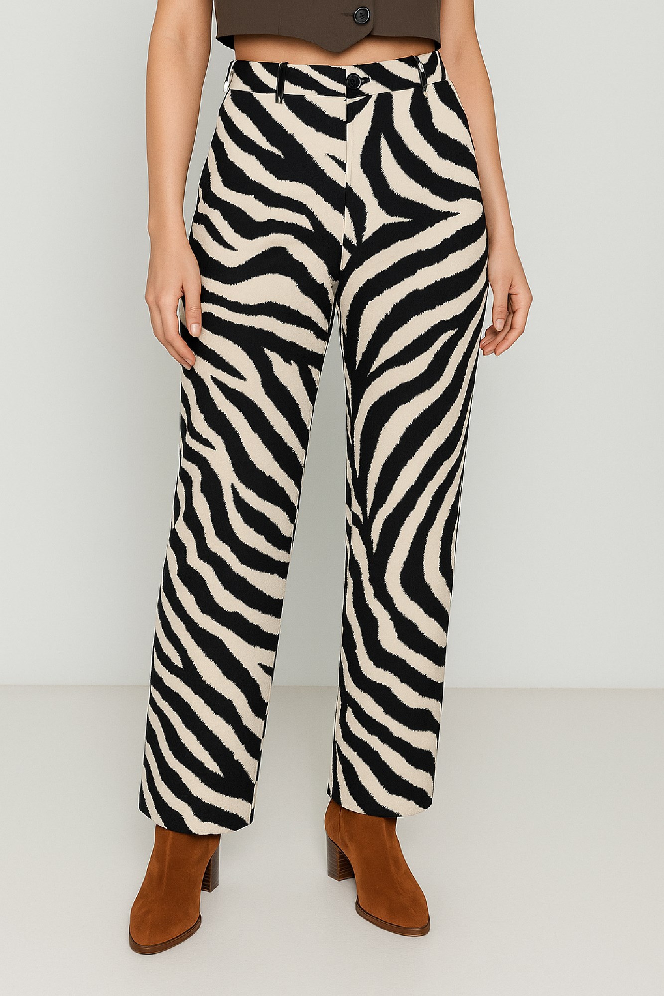 Picture of Zebra print elastic office trousers