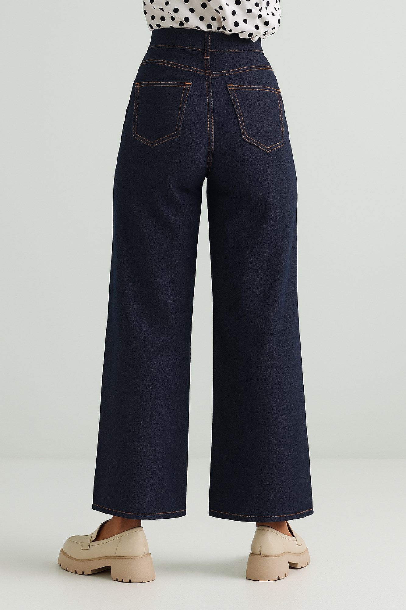 Picture of High-Waisted Flared Cropped Jeans