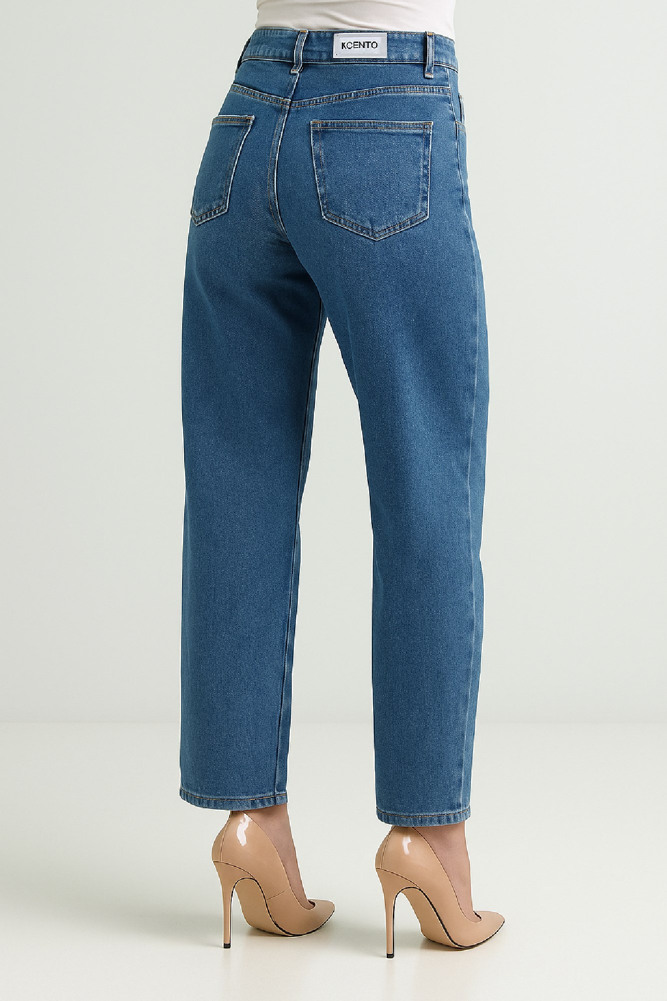 Picture of High-Waisted Cigarette Jeans