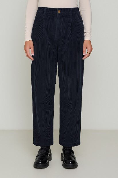 Εικόνα της Ψηλόμεσο παντελόνι κοτλέ straight fit
