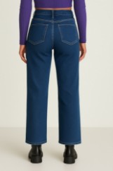 Picture of Classic straight-leg jeans