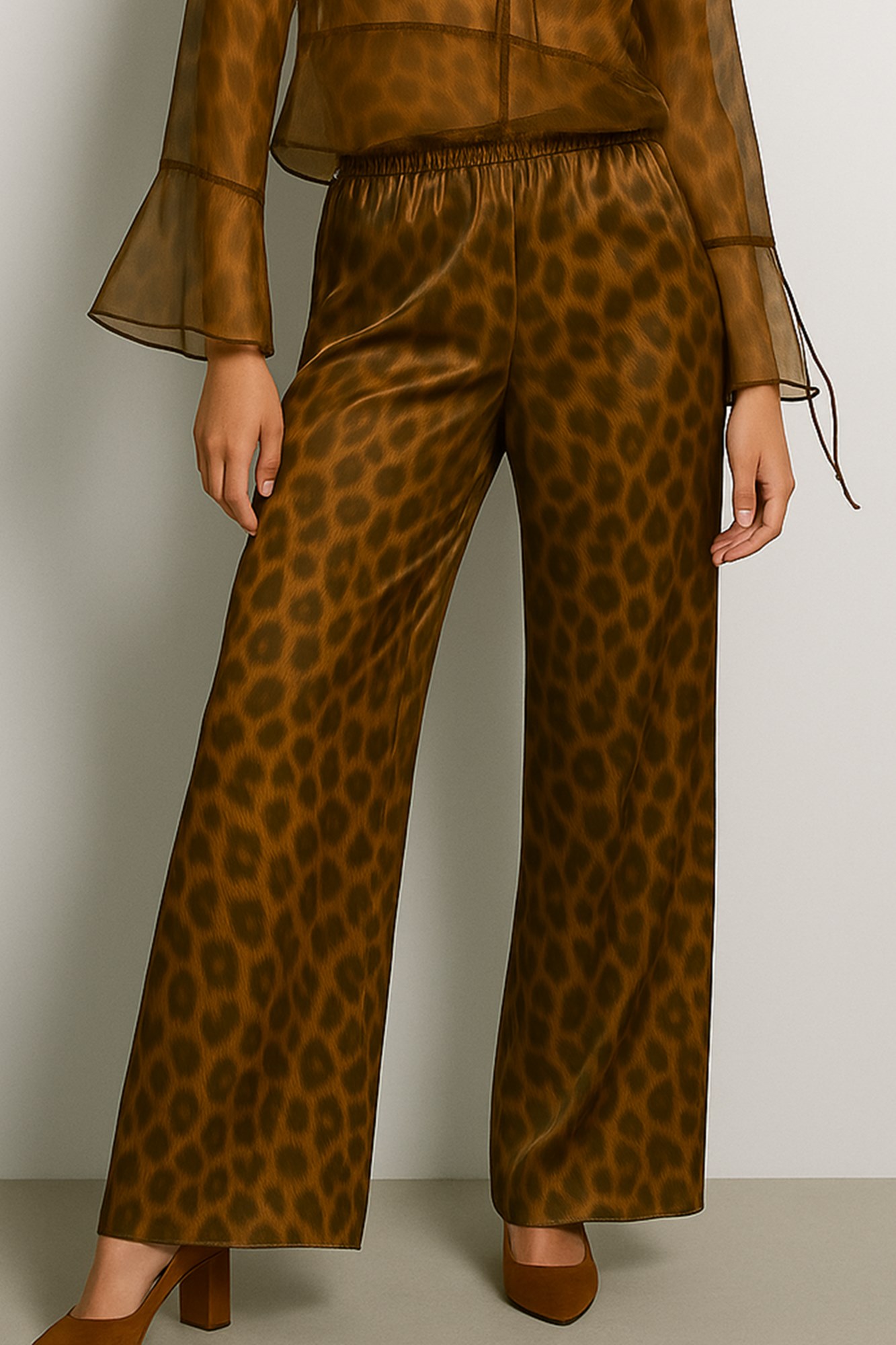 Picture of High-waisted, wide-leg printed satin pants