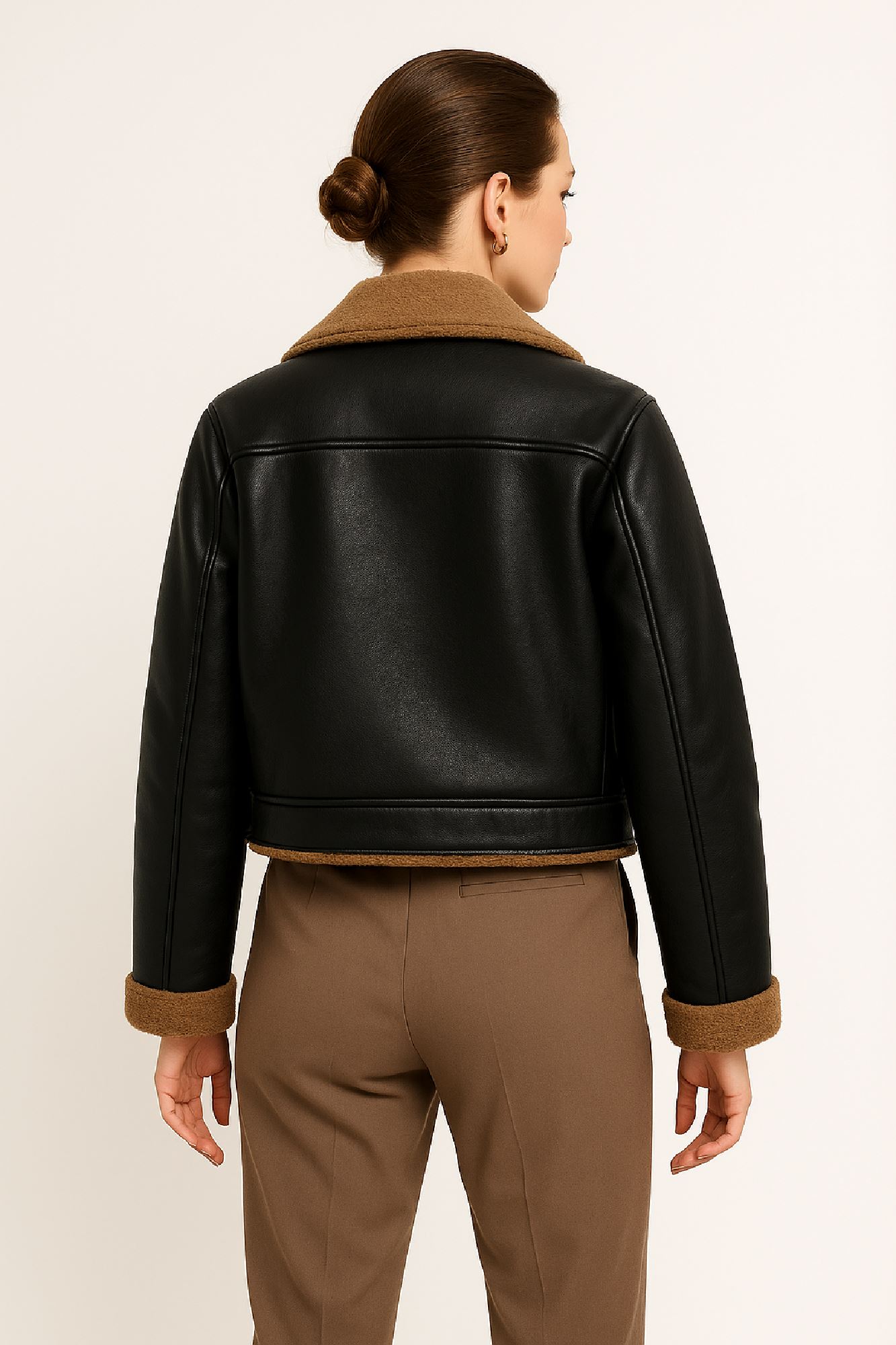 Picture of Cropped Leather Jacket with Shearling Details